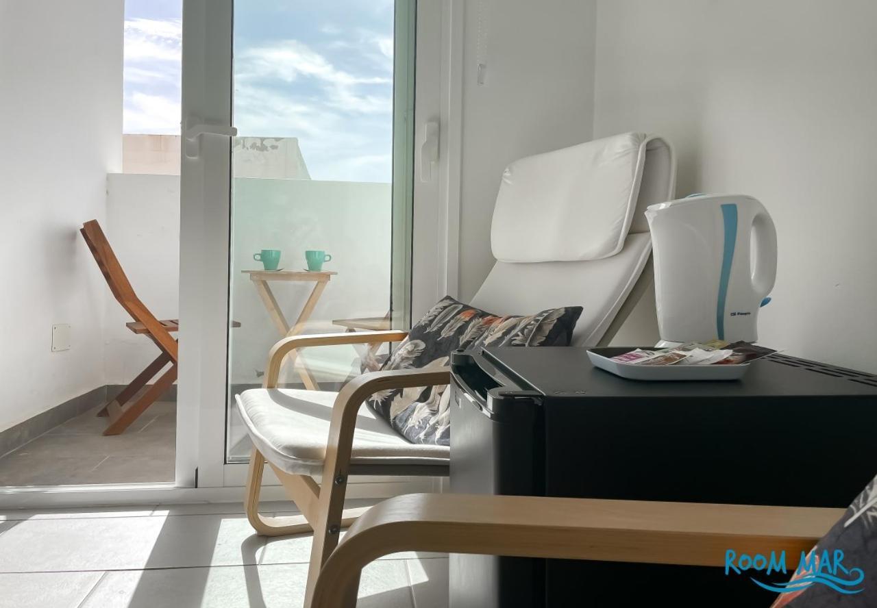 Room Mar Wifi Free , Private Bathroom And Terrace Corralejo Kültér fotó